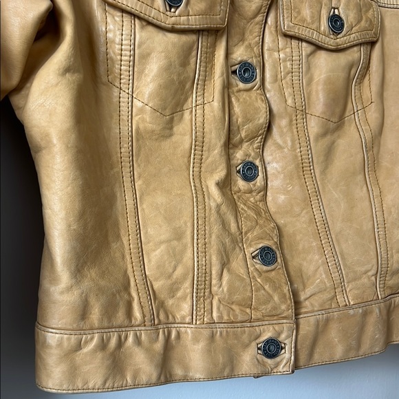 Vintage GAP Tan Leather Jacket - Picture 4 of 8